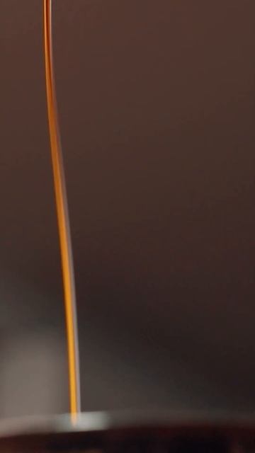 Салат из сырых кабачков! Очень вкусно!