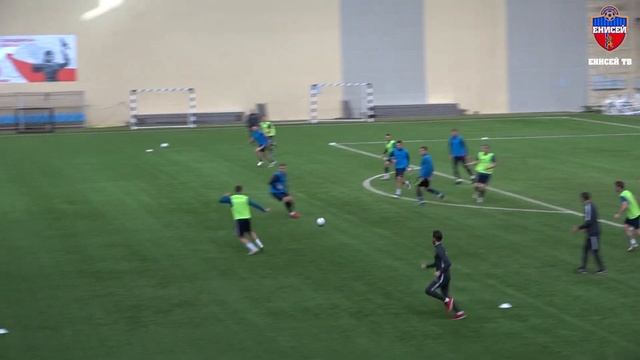 ФК "Енисей": [НЕ] болеем смотреть онлайн