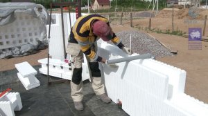 Несъёмная опалубка  из пенополистирола. Монтаж несъемной опалубки.