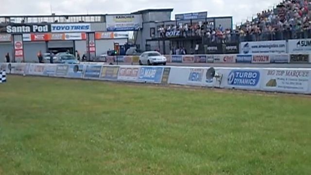 vw bora tdi v's corsa 2.0 redtop 1/4 mile usc santa pod 2010 смотреть онлайн