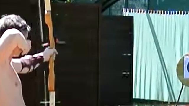 Стрельба из лука замедленно смотреть онлайн