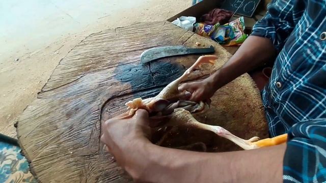 Duck Market Duck Cutting Skills By Indian Street Butcherman Duck Meat #indianstreetmarkets #ism