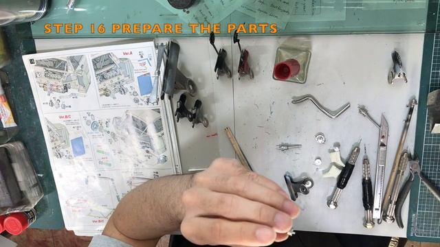 Building MFH 1/12 Lancia Beta Montecarlo Turbo 1979 Giro D'Italia : Step 16 Prepare & Paint Parts