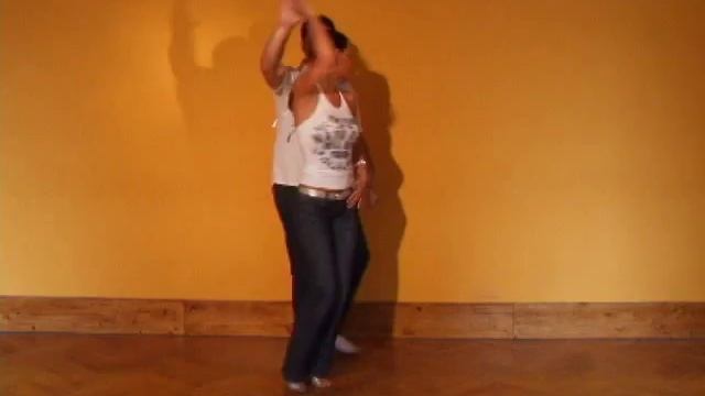 Medio Sombrero - Salsa Video - Kezdő II.