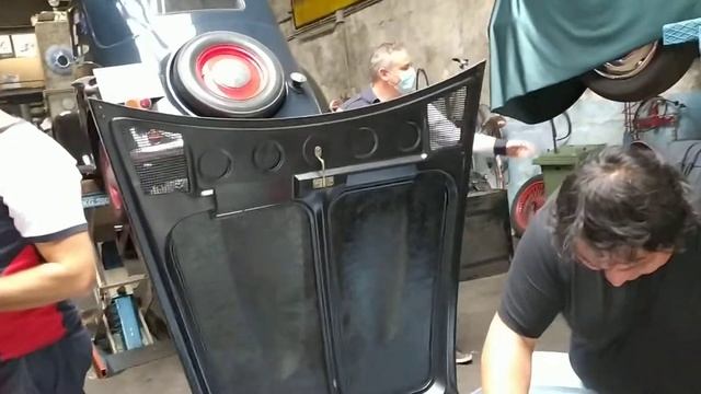 L'officina più famosa di Palermo e la Balilla con cui domani correremo la TargaFlorio смотреть онлайн