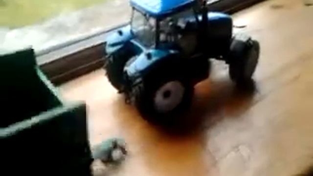 1/32 scal britains t8040 new holland смотреть онлайн