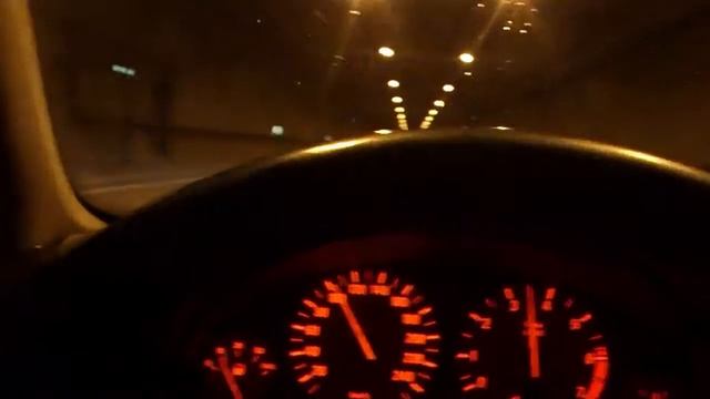 BMW E39 535 V8 ENGINE SOUND - LOUD !!! смотреть онлайн