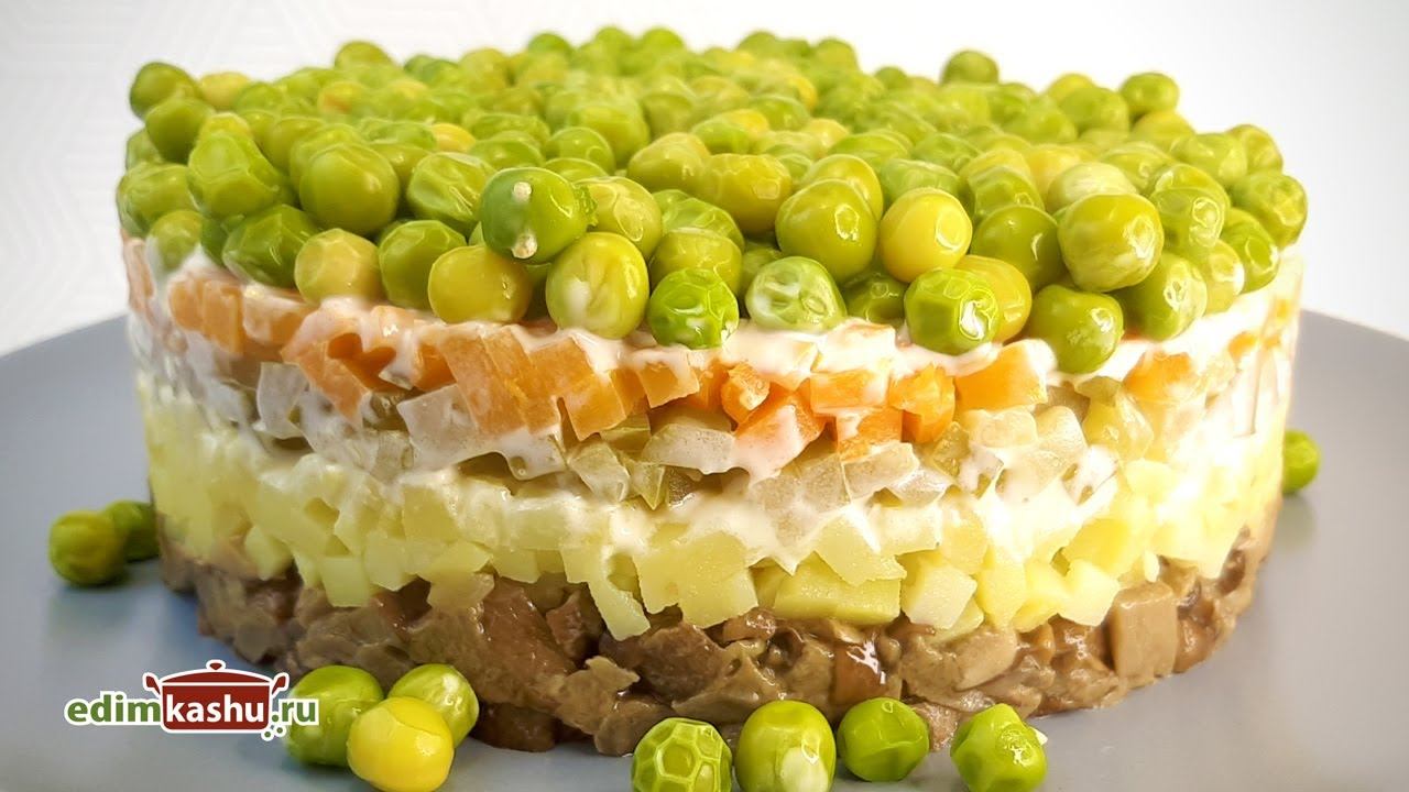 Оливье с грибами. Без мяса и яиц. Вегетарианский или постный зимний салат.