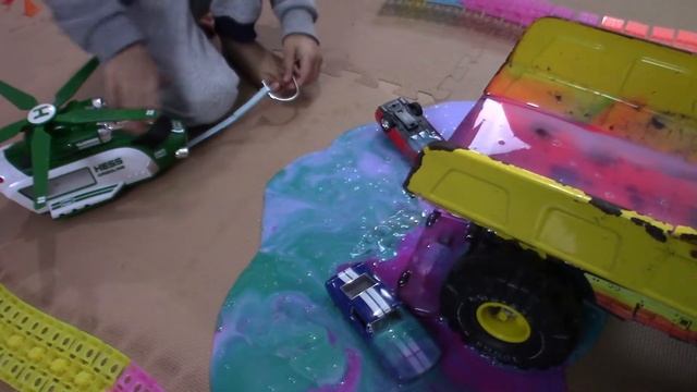 Toy Cars Slimed When Crashing Into Truck - Tonka Toys