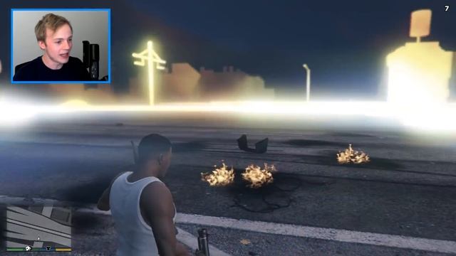GTA 5 - What Happens If You Drop A NUKE On Los Santos?