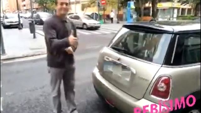 Que carro de bebé cabe en un Mini Cooper El UppaBaby Vista sin ninguna duda смотреть онлайн