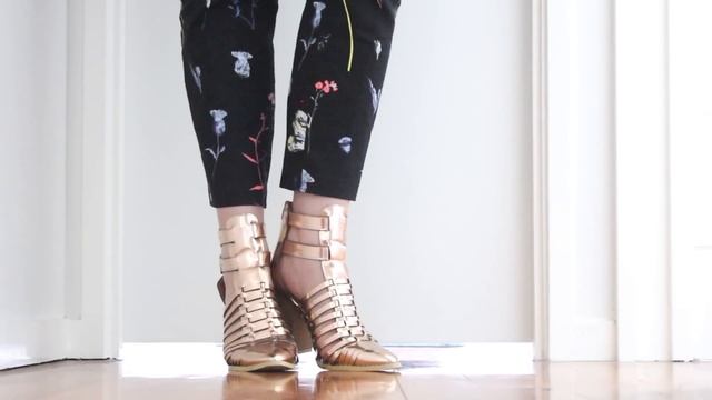 How To Wear Metallics | Christmas + New Years Outfits