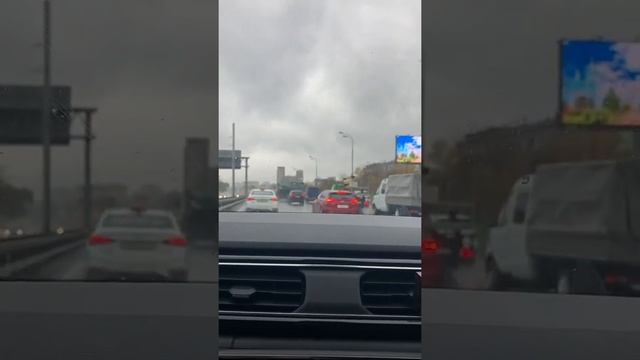 The question of car traffic in Moscow / Уменьшение полос движения на Нижегородской эстакаде в Москв смотреть онлайн
