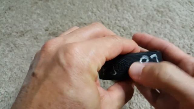 Review Sakura Solidified Paint Low Temperature Solid Marker (Writing on Ice Hockey Pucks) смотреть онлайн