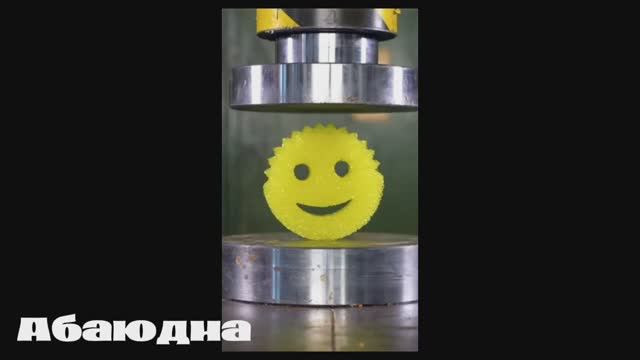ГИДРАВЛИЧЕСКИЙ🙉🙈 ПРЕСС ДАВИТ ПРЕДМЕТЫ🍍🚘⏰️🎁🏀👒🔔🥁📺📚🔒🪣⚠️‼️❌️#гидравлическийпресс #топ смотреть онлайн