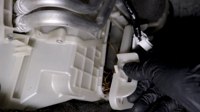 New Car Air Filter Won't Fit the Intake? Might Be a Cabin Air Filter! смотреть онлайн