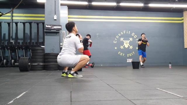 Crossfit WOD KB Swing, Lunge, Squat (2019.12.18)