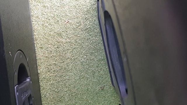 khui nội thất loa Behringer Eurolive B1520-Pro смотреть онлайн