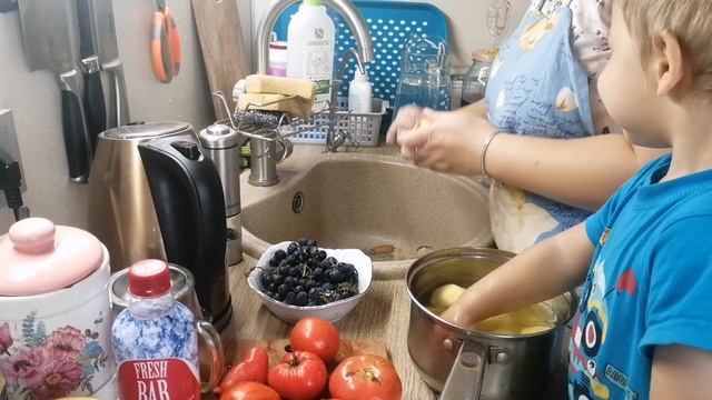 Суббота. Время уборки и семейных обедов смотреть онлайн