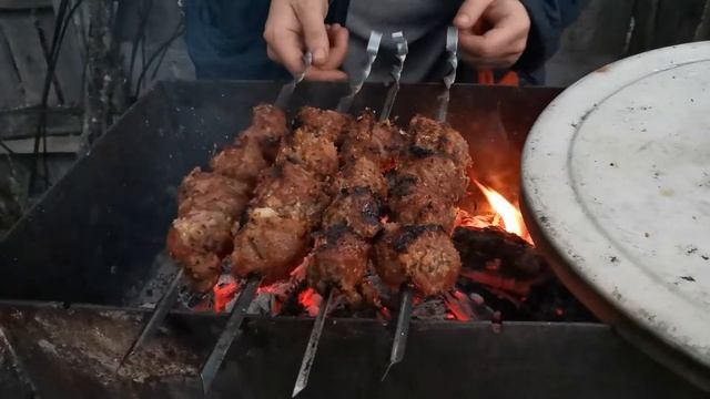 Шашлык из баранины.