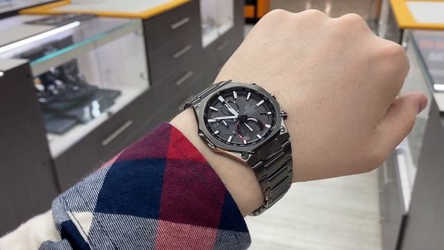 Casio EQB-1100DC-1AER