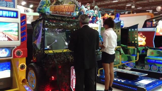 Dino Survivor смотреть онлайн