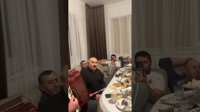 Весёлая компания друзей. Народная даргинская песня 👍👍👍🔥🔥🔥👏👏👏 смотреть онлайн