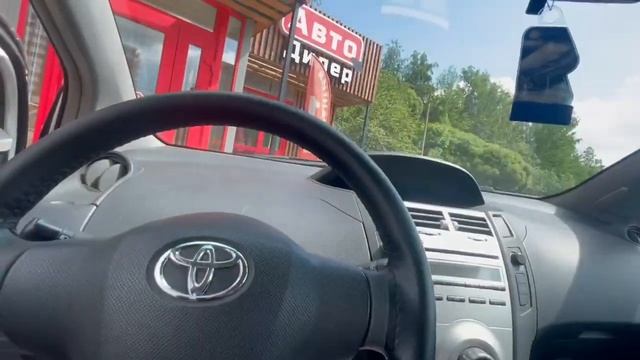 тойота ярис смотреть онлайн