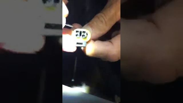 Removing pins from weather seal connectors смотреть онлайн