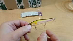 Распаковка посылки с воблером Kosadaka Vision Minnow XS 98SP