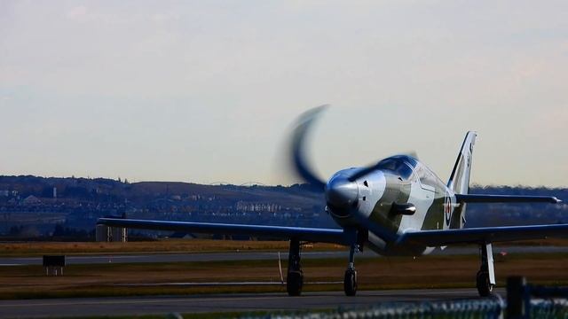 ULTRA RARE Turbine Legend Startup & Takeoff - Awesome Turboprop Sound! смотреть онлайн