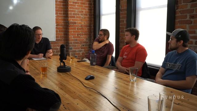 DevHour Roundtable: Blockchains & Smart Contracts смотреть онлайн