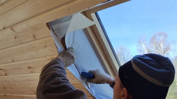 Утепление мансардного окна
