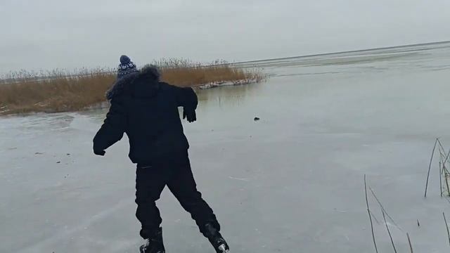 Чистик первый раз в этом году на Коньках Пятница13 Часть1 смотреть онлайн