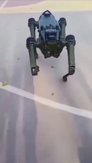 Indian army robot dog #indian #army #robotdog #indianarmy #indianarmyrobotdog #drone #military смотреть онлайн