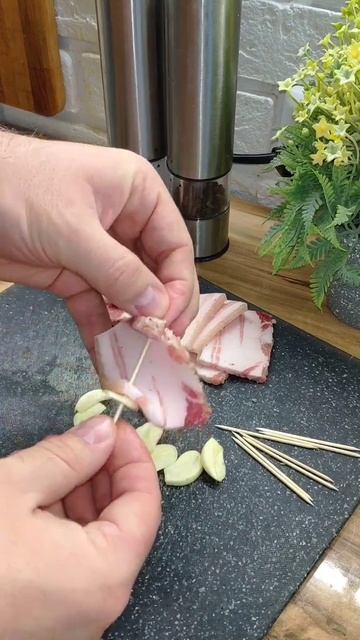 Сало с картошкой в духовке 💣 #еда #обед #food #вкуснаяеда #foodblogger #ужин #tasty #tastyfood #иде смотреть онлайн