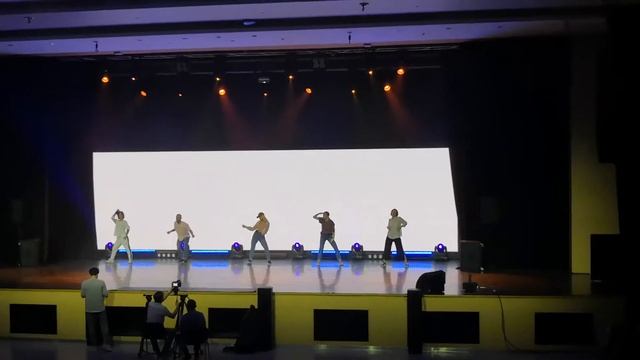 Мисс Кира смотреть онлайн