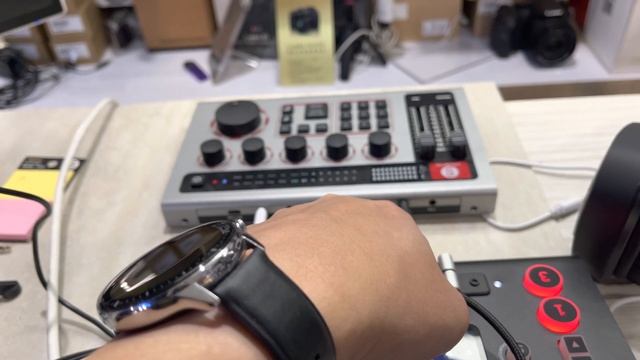 錄影直播會議 收音監聽 RGBLINK MINI PRO AND MIXER 混音器運作 смотреть онлайн