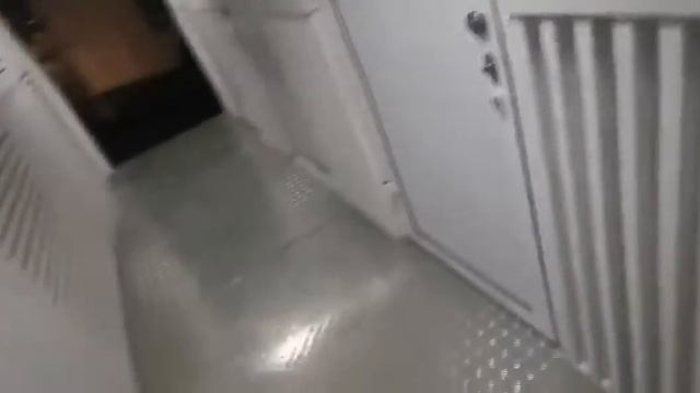 В туалет со своей ручкой! смотреть онлайн