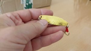 Распаковка посылки с блесной BAT Viva Twin двойная 5202