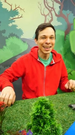 Машинки Мокас расчищают трассу для гонок! 🪣🧹🏁 Видео для детей про игры гонки #весело #игрушки