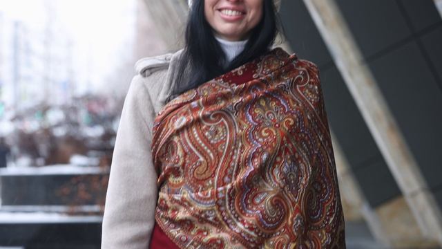 Платок шерстяной с шелковой бахромой "Лучезарный", 665-5, 125х125 см #platki #beautiful #fashion смотреть онлайн