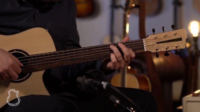 Tom Sands Model S "Kira" demo смотреть онлайн