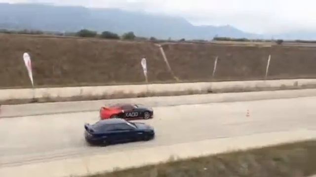 Nissan Z350 AT vs BMW E36 3.1 stroker смотреть онлайн