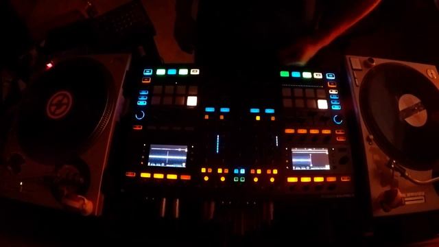 August 2016 Live Techno Mix. Traktor S8. смотреть онлайн