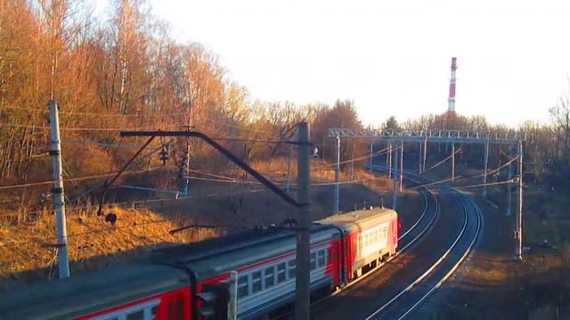 Электропоезд ЭР2Т-7125 перегон Латышская-Нара 10.04.2015 смотреть онлайн