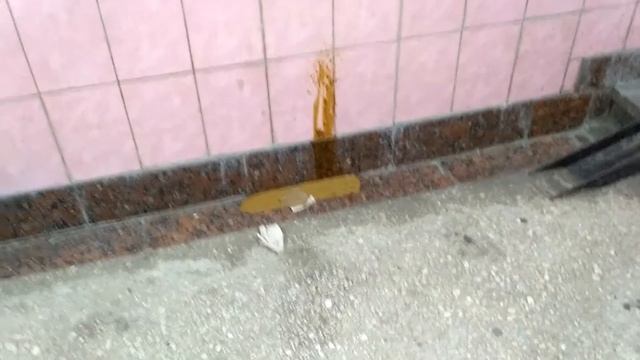 Обосрали ♻️ станцию метро 23-го Августа - Харьков 2020 - харьковчане - добрые люди