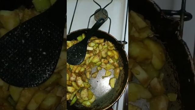 Салат из баклажан с сюрпризом ,и вкусным ингредиентом !!! смотреть онлайн