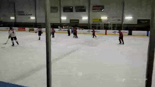 ХК Вологда 2005-HC Southpoint Capitals (1 период) смотреть онлайн