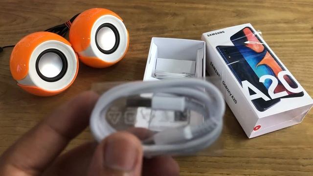 സാംസങ് എ20 അൺബോക്സിങ്ങ് смотреть онлайн